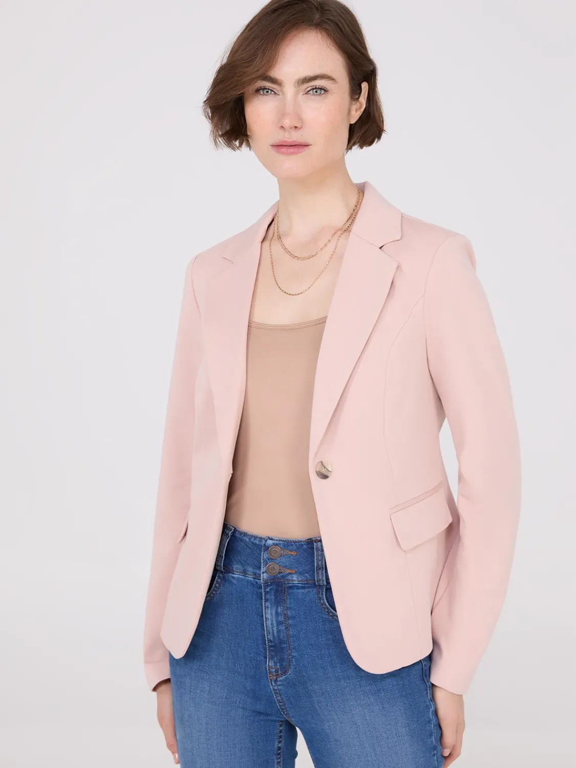 Suzy Shier Blazers & Vests>Short 1-Button Blazer