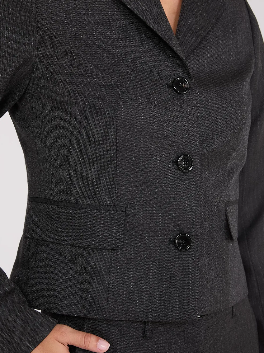 Suzy Shier Suiting|Blazers & Vests>Short 3-Button Herringbone Blazer