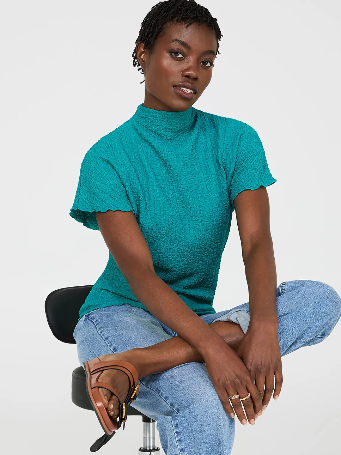Suzy Shier Tops|Short Sleeve>Short Dolman Sleeve Textured Mock Neck Top