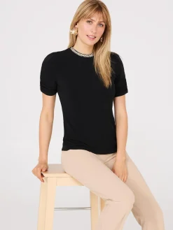 Suzy Shier Tops|Short Sleeve>Short Puff Sleeve Boucle Neck Top