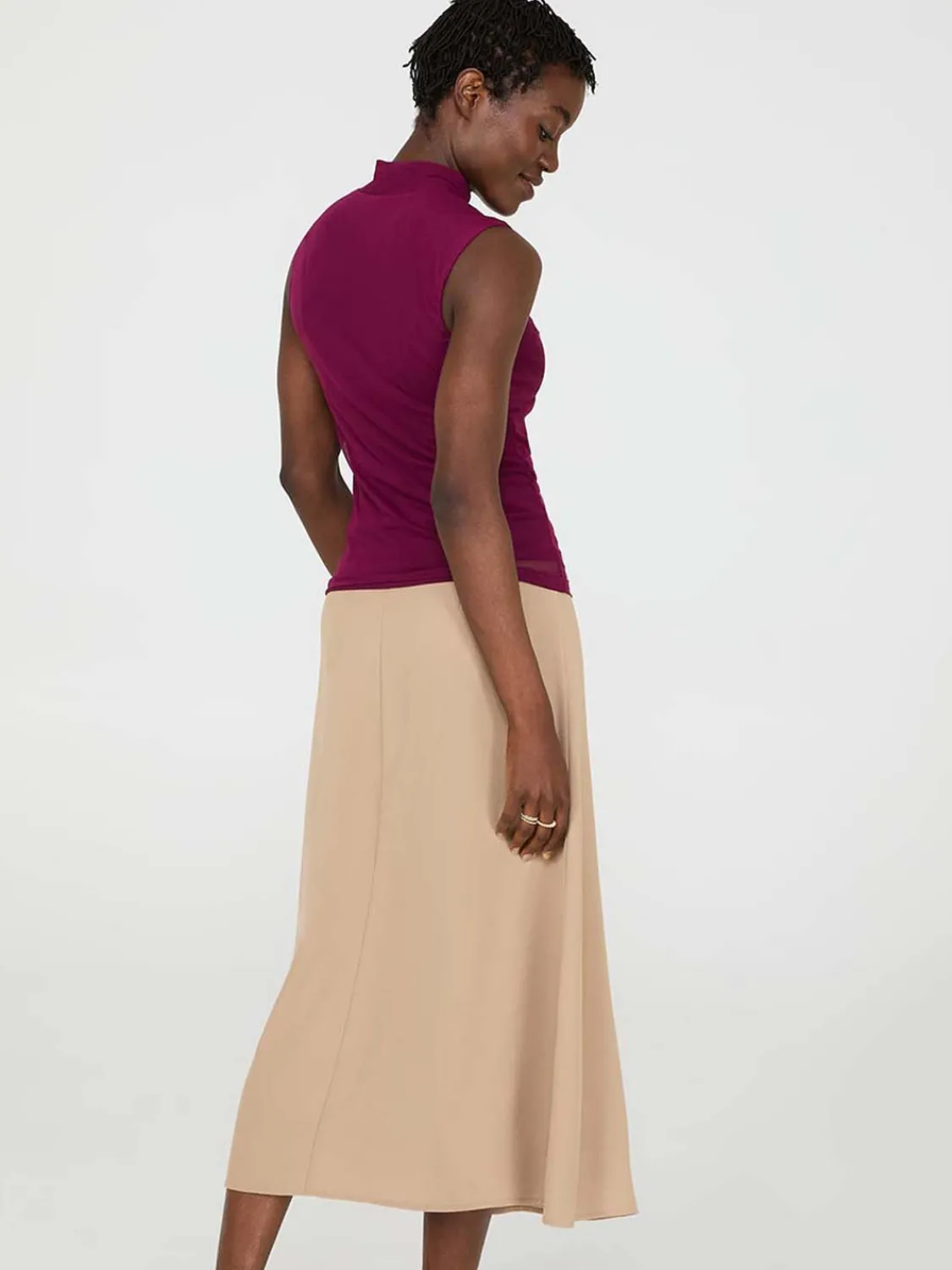 Suzy Shier Tops|Sleeveless>Sleeveless Mock Neck Mesh Top