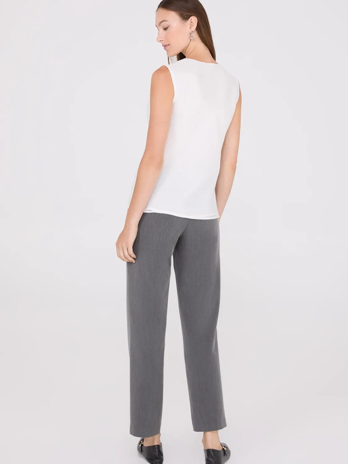 Suzy Shier Tops|Sleeveless>Sleeveless Textured Cowl Neck Top