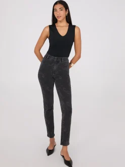 Suzy Shier Jeans|Pants>Slim Leg Paisley Jeans