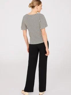 Suzy Shier Tops|Short Sleeve><noscript><img width=