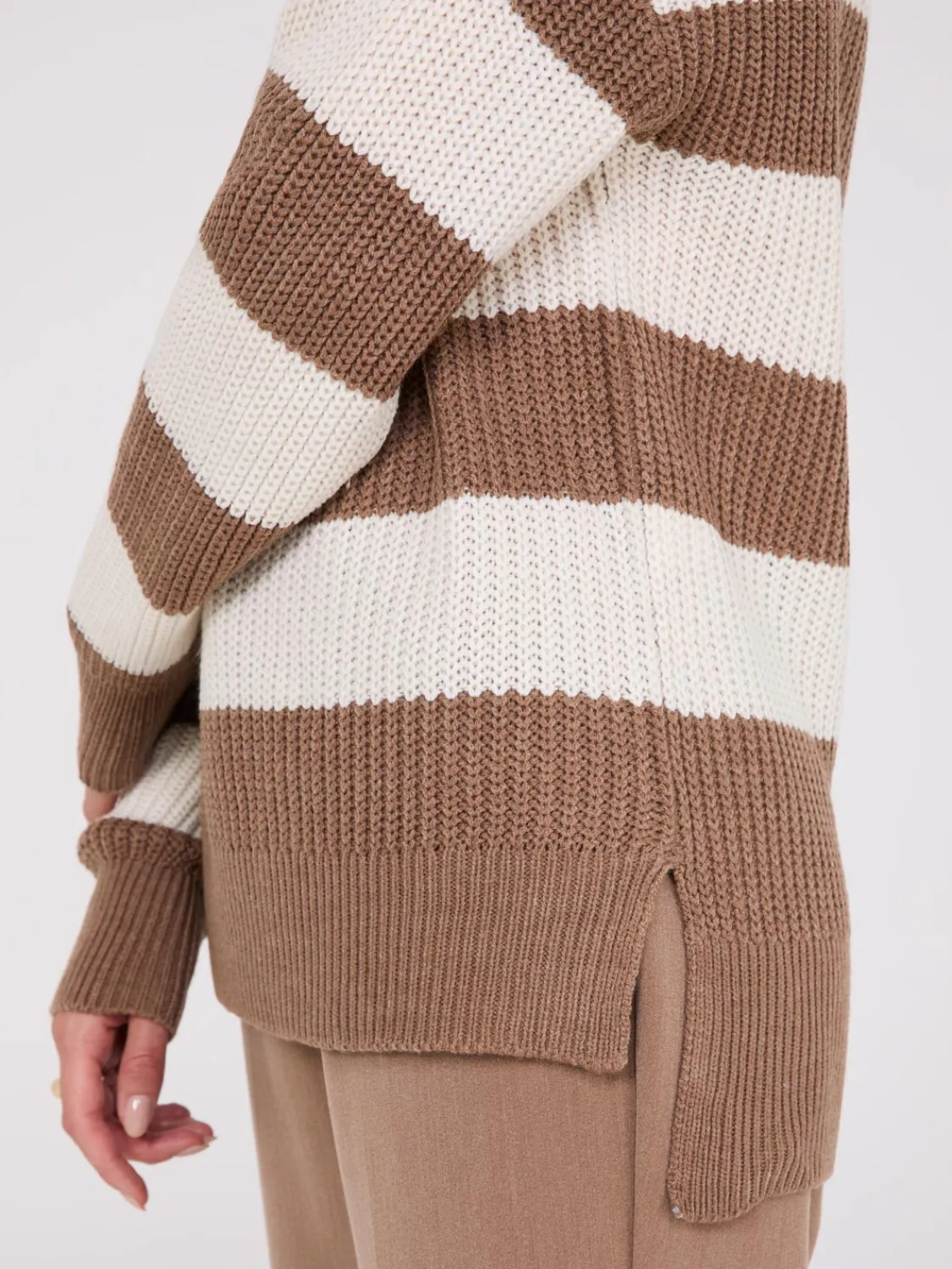 Suzy Shier Long Sleeve|Sweaters & Cardigans>Striped Mock Neck Sweater With Side Slits