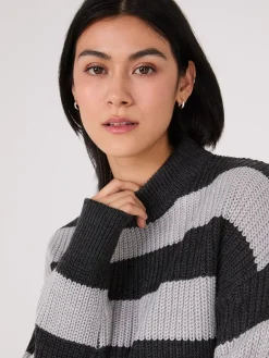 Suzy Shier Long Sleeve|Sweaters & Cardigans>Striped Mock Neck Sweater With Side Slits