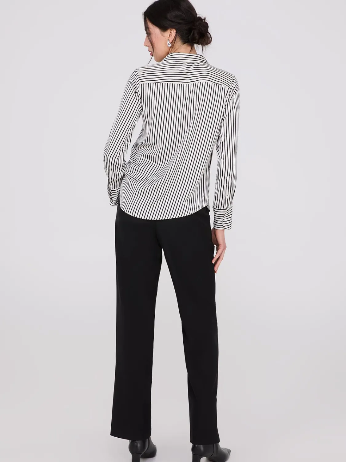 Suzy Shier Tops|Long Sleeve>Striped Satin Notch Collar Blouse