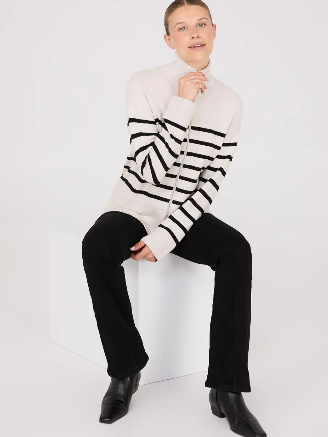 Suzy Shier Long Sleeve|Sweaters & Cardigans>Striped Zip-Front Sweater