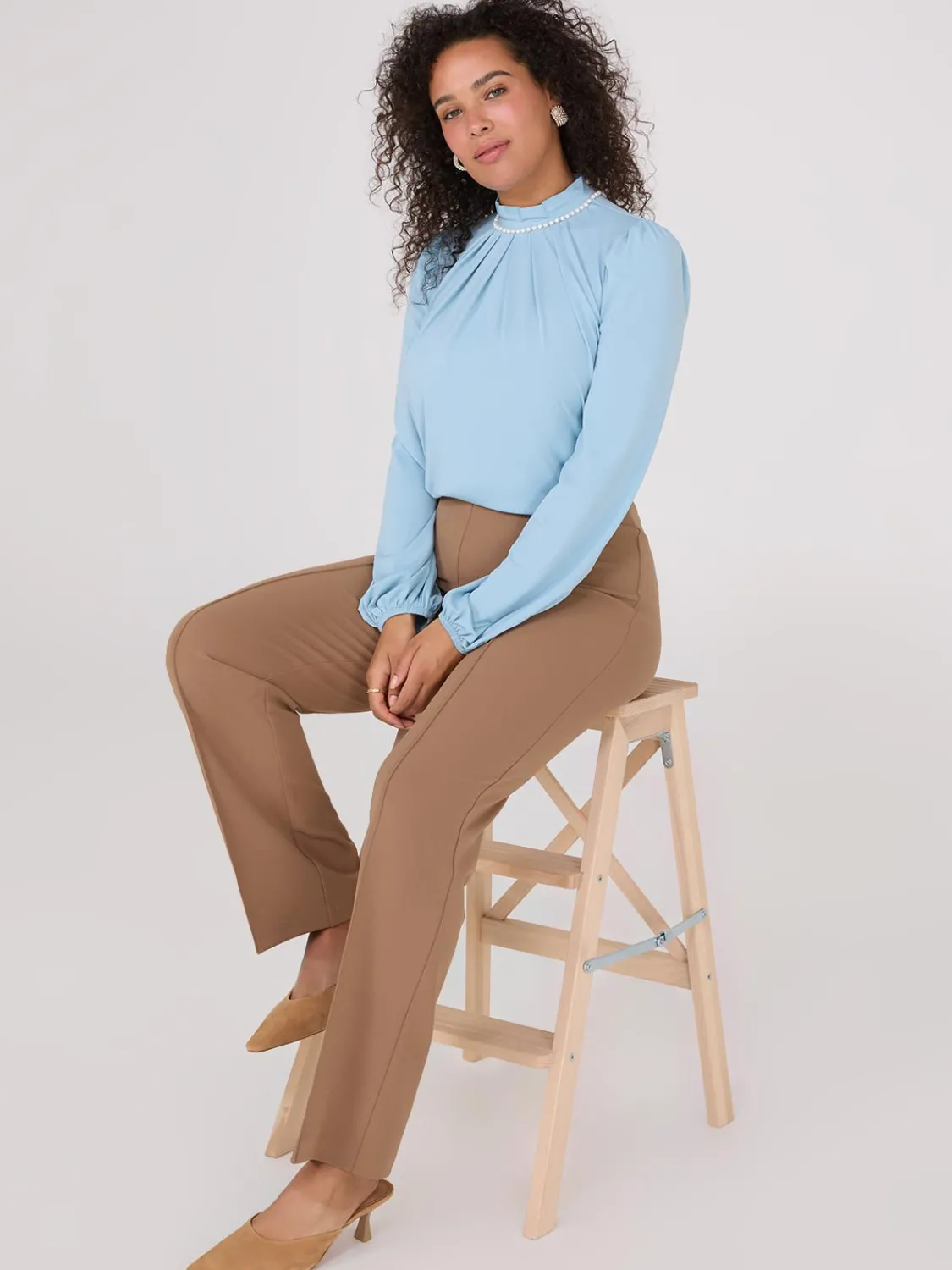 Suzy Shier Tops|Long Sleeve>Textured Mock Neck Top With Pearl Details