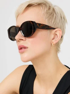 Suzy Shier Sunglasses>Tortoise Cat Eye Sunglasses