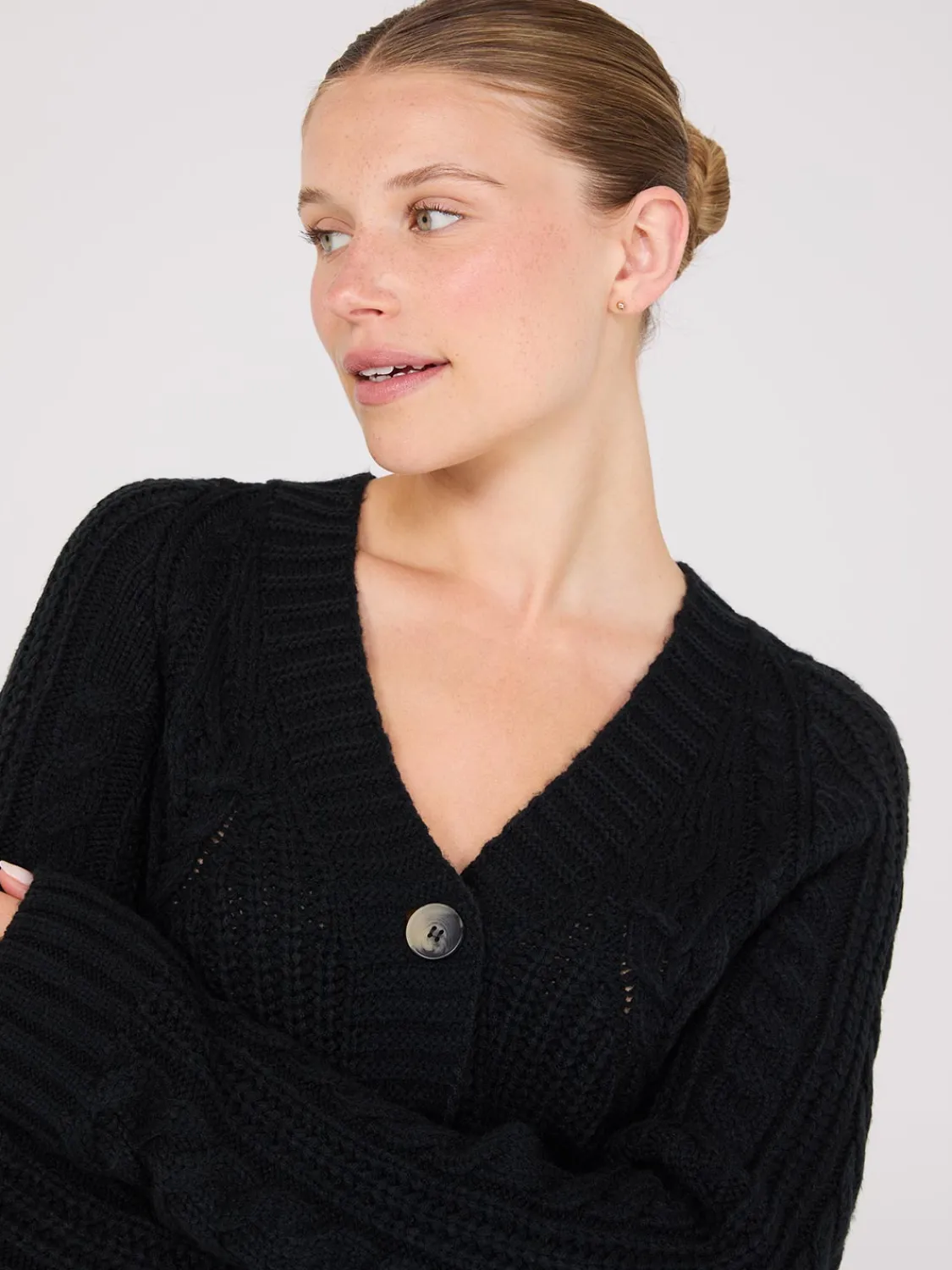 Suzy Shier Long Sleeve|Sweaters & Cardigans>V-Neck Multi Cable Cardigan