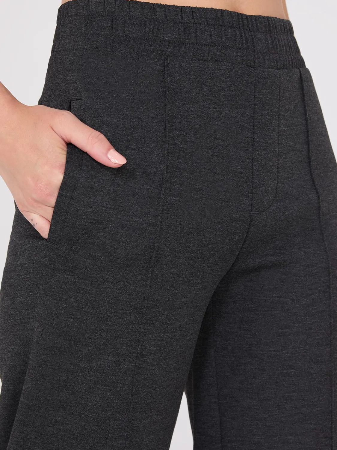 Suzy Shier Pants>Wide-Leg Front Pintuck Pants