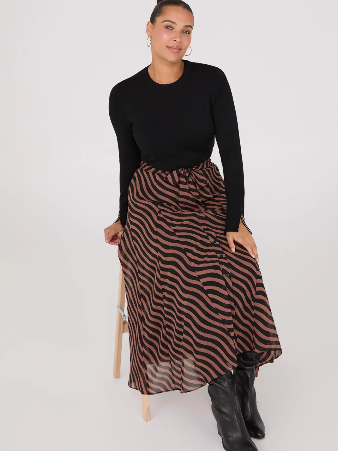 Suzy Shier Long Sleeve|Sweaters & Cardigans>Zip Sleeve Crew Neck Sweater
