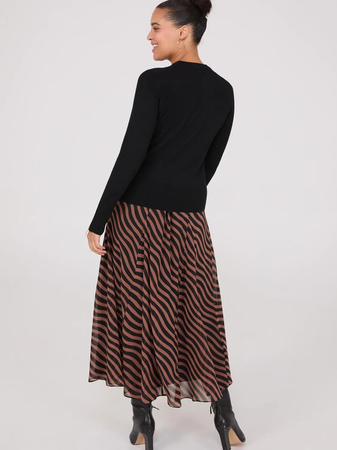 Suzy Shier Long Sleeve|Sweaters & Cardigans>Zip Sleeve Crew Neck Sweater