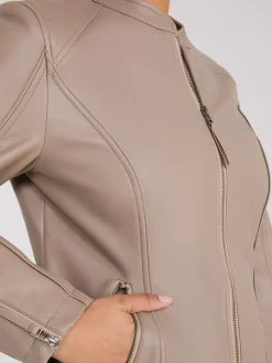 Suzy Shier Puffers & Jackets|Puffers & Jackets>Zip-Front Faux Leather Jacket